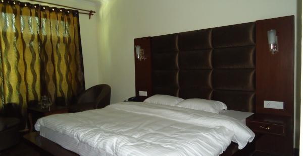 The Naqash Residency